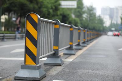 淺析四川市政金屬護欄的用途